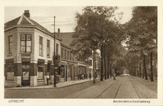 65 Gezicht in de Amsterdamsestraatweg te Utrecht..